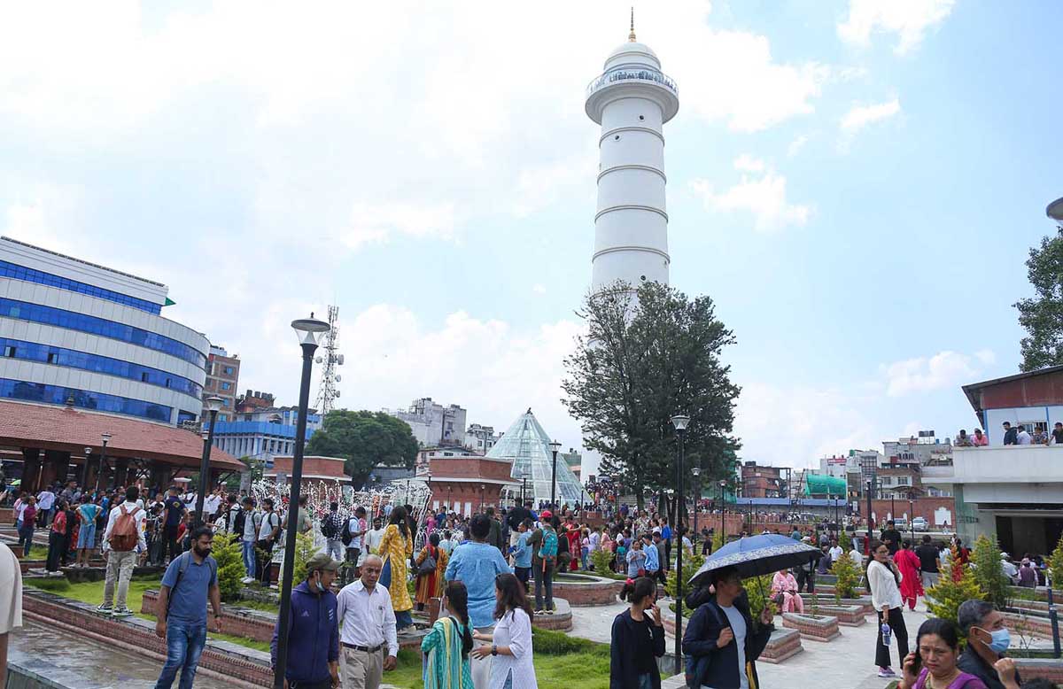 धरहराबाट ६ महिनामा तीन करोड ७३ लाख रुपैयाँ आम्दानी