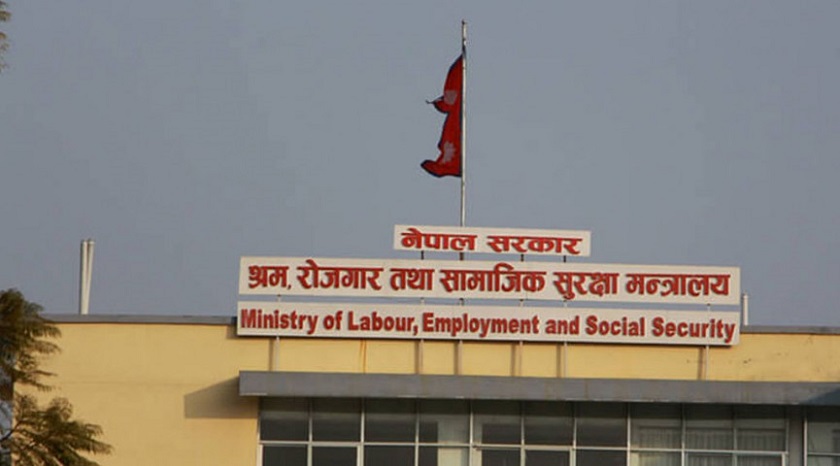 दक्षिण कोरियामा मौसमी कामदार पठाउने विषयमा सम्झौता भएको भन्दै फैलाइएको विज्ञप्तिबाट सचेत रहन मन्त्रालयको आग्रह
