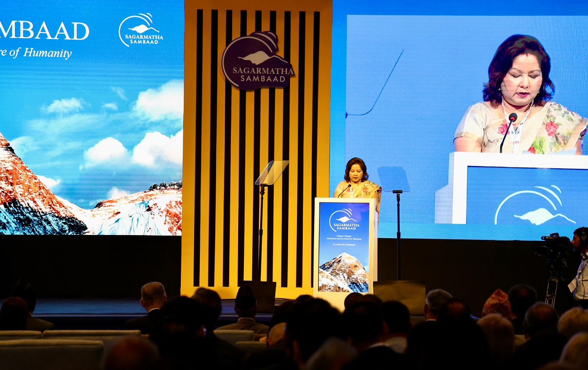 जलवायु परिवर्तनले मान्छेको भाग्य र भविष्य नै खतरामा पार्दैछः परराष्ट्र मन्त्री आरजु राणा