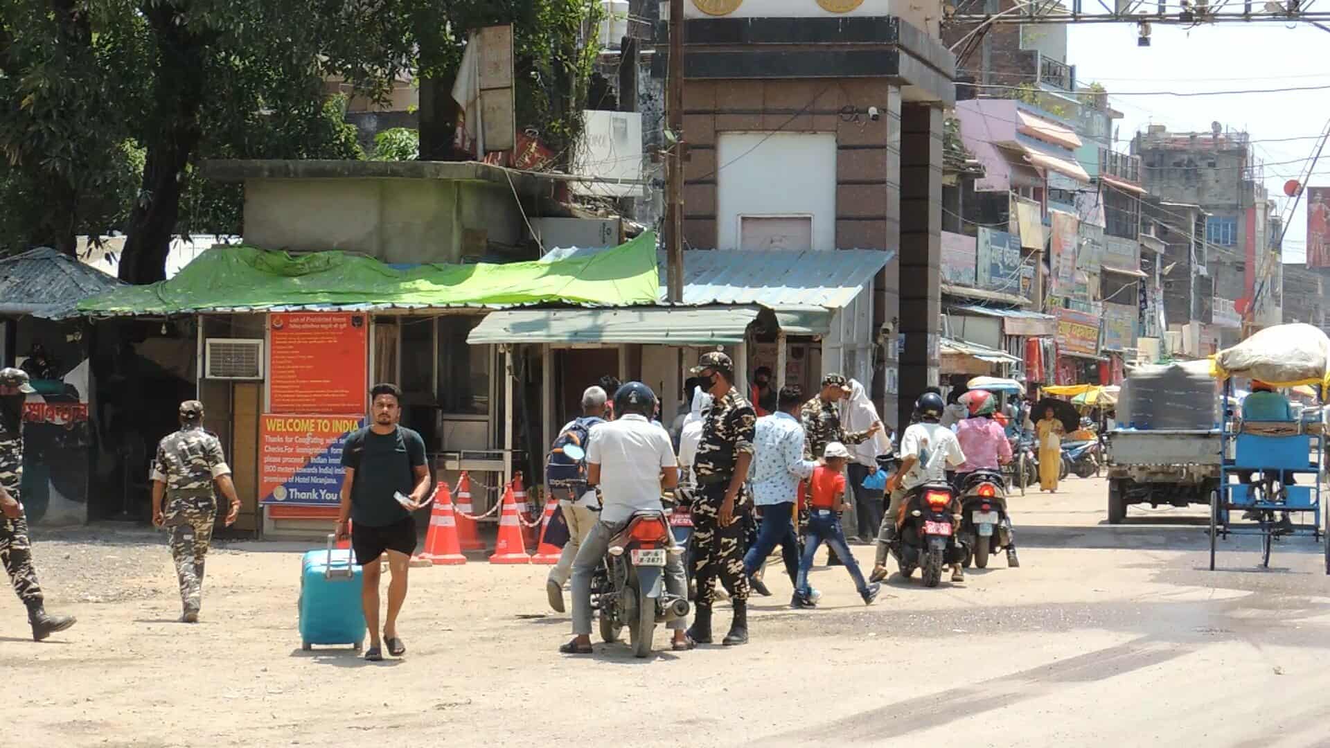 रूपन्देहीका सीमा नाकाहरूमा सुरक्षा निगरानी कडा, तालिम प्राप्त कुकुर समेत परिचालन