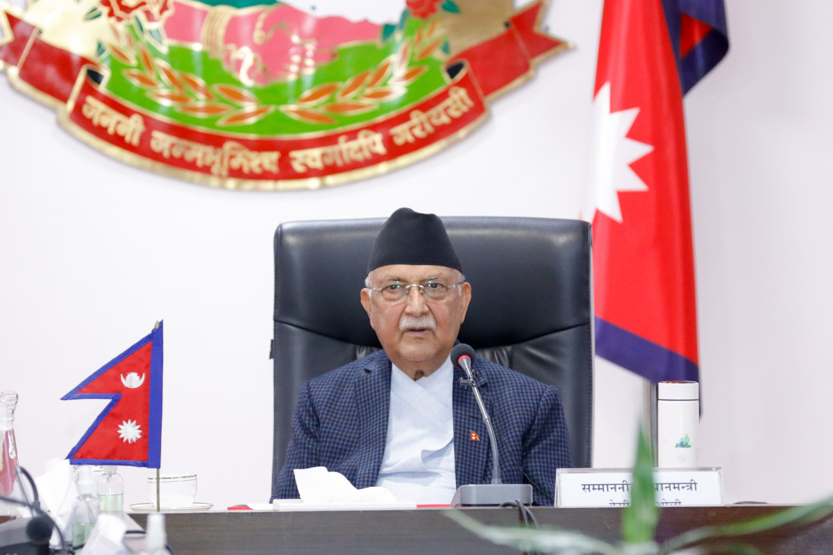 सरकारी कार्यक्रममा नआउनेहरूलाई आगामी कार्यक्रममा नबोलाउन प्रधानमन्त्री ओलीको निर्देशन